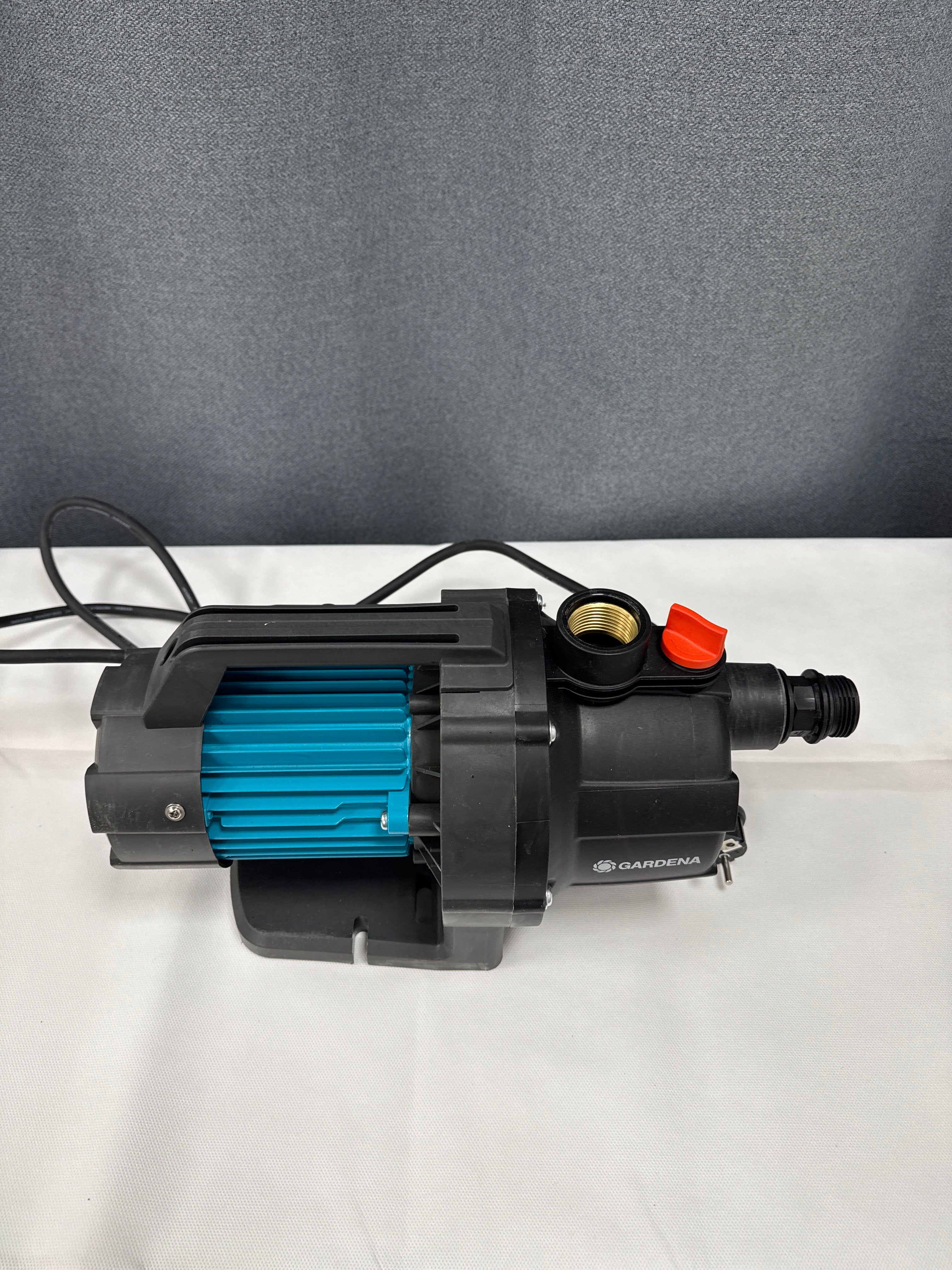 Dārza sūknis Gardena 3000/4 BASIC