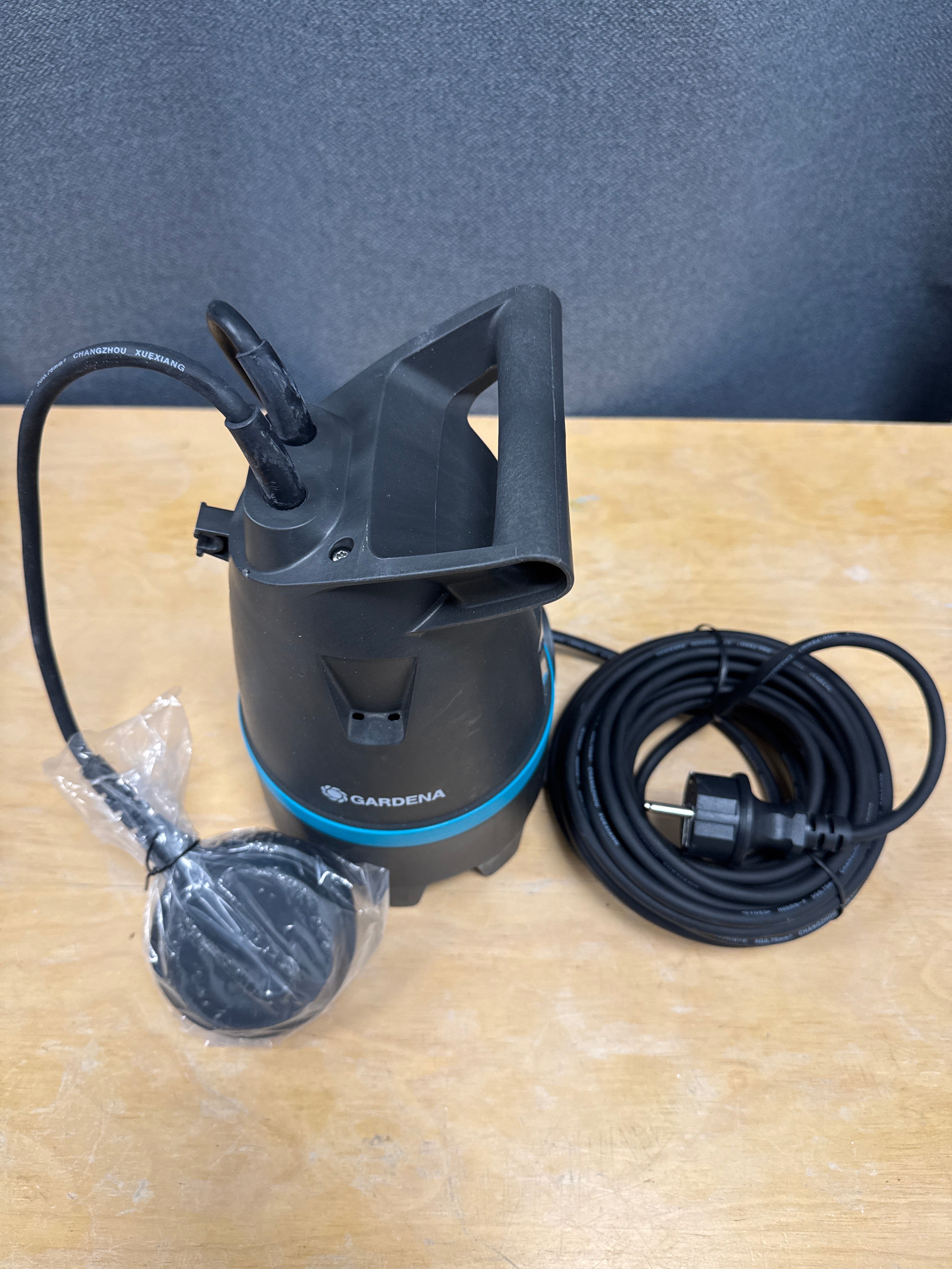 Iegremdējamais sūknis Gardena 0500 BASIC