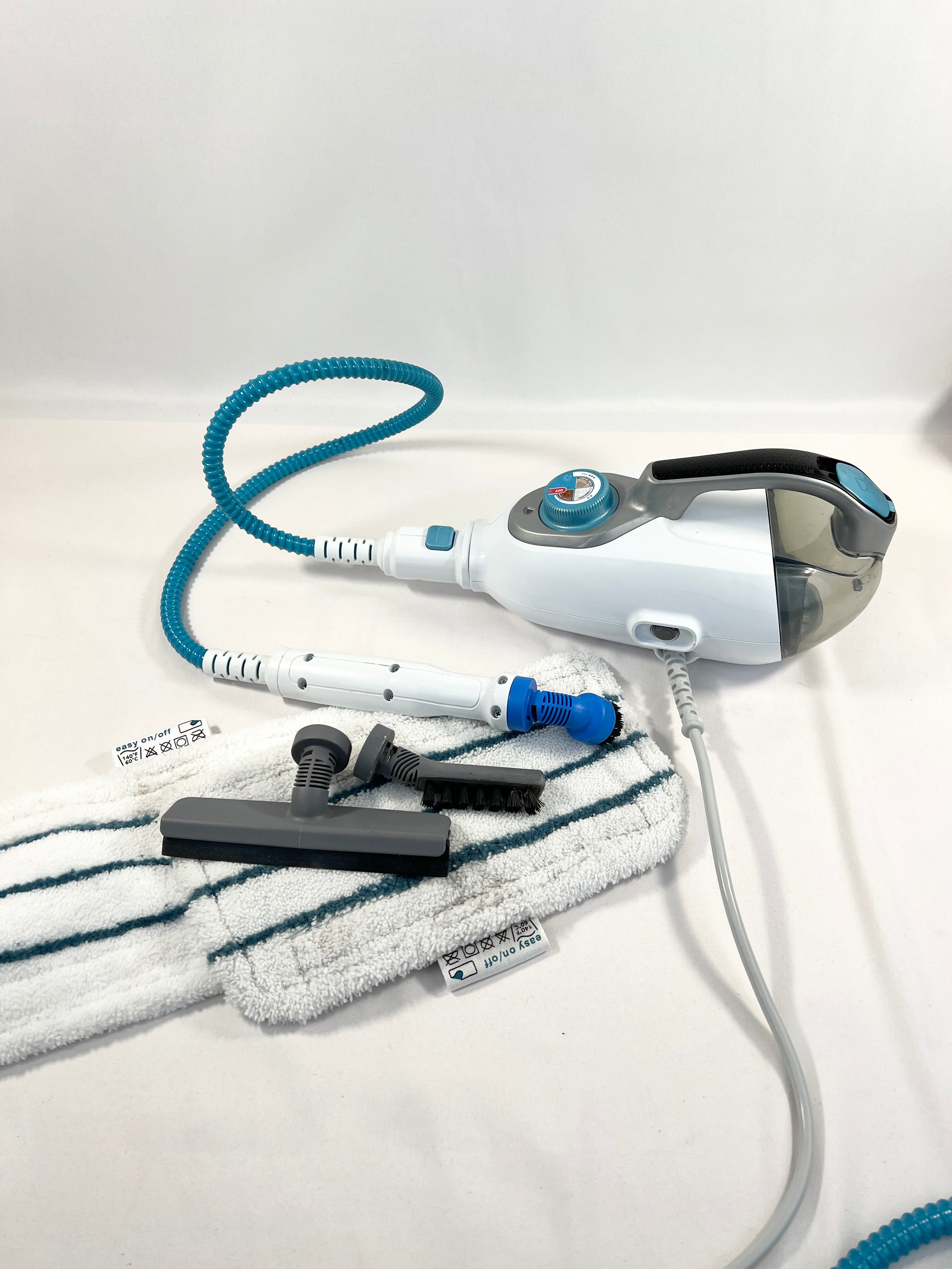 Tvaika tīrītājs	BLACK+DECKER Steam Mop